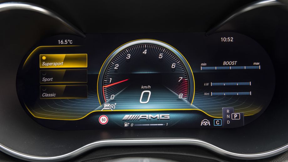 Mercedes-AMG C63 Limousine Facelift 2018 digitales Cockpit