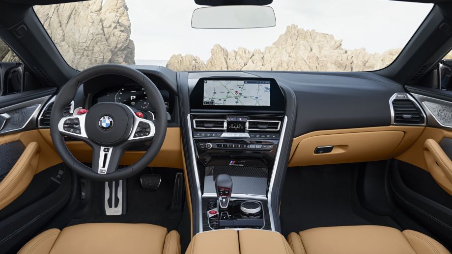 BMW M8 Cabriolet Interieur